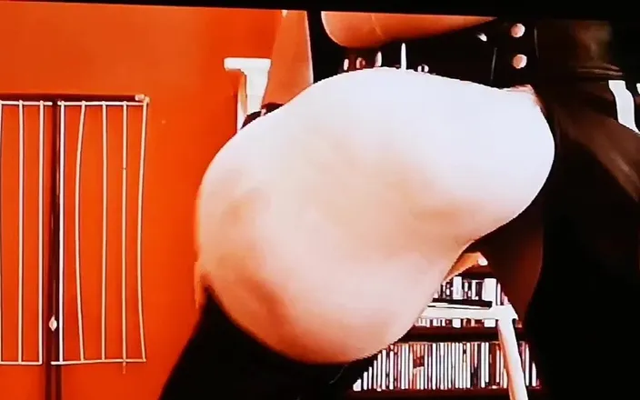 Monster_Meat_: At my biggest for sure full show