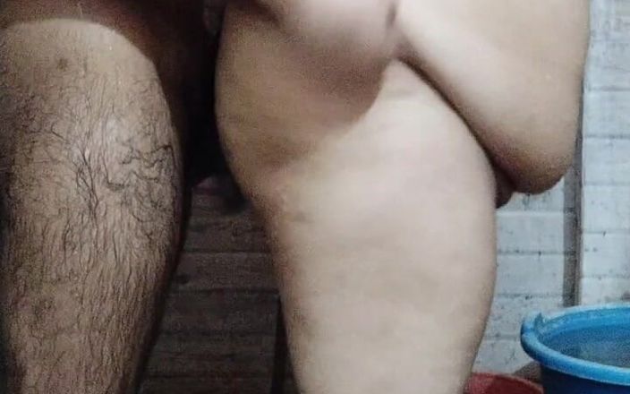 vincy4: sama pacar di kamar mandi