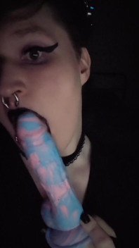 Dildo Throating