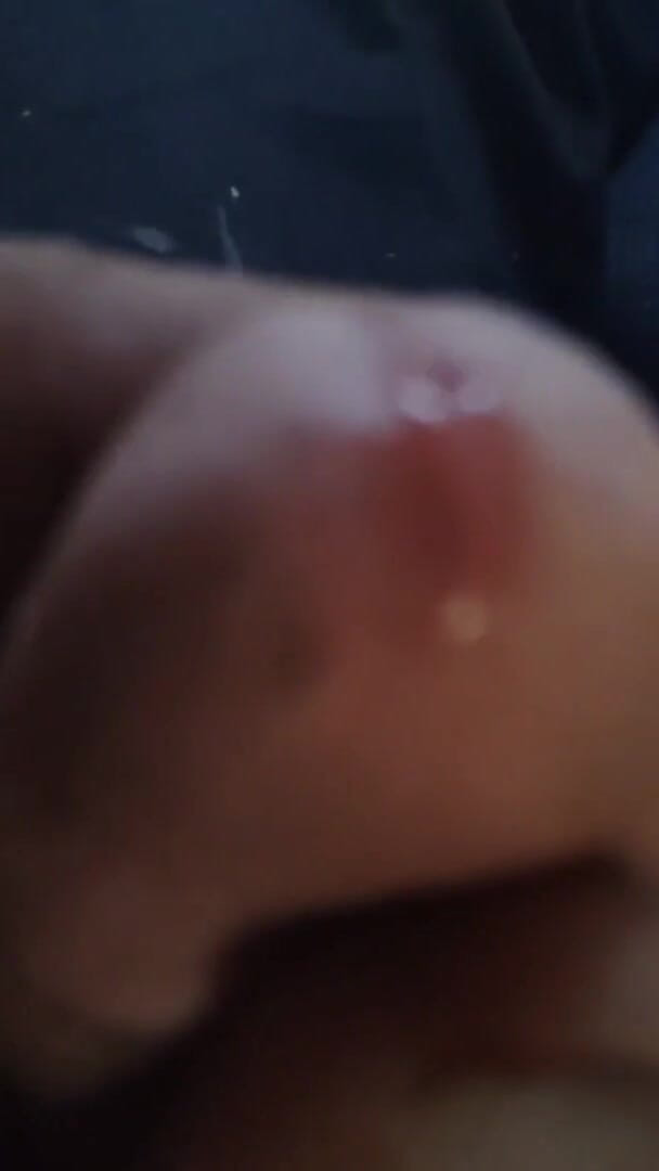 10 Sec of Precum (Ruggidron) 10 Sec of Precum (Ruggidron)