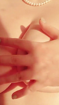 Vanilla: Boobs Tease Naked Sexy MILF