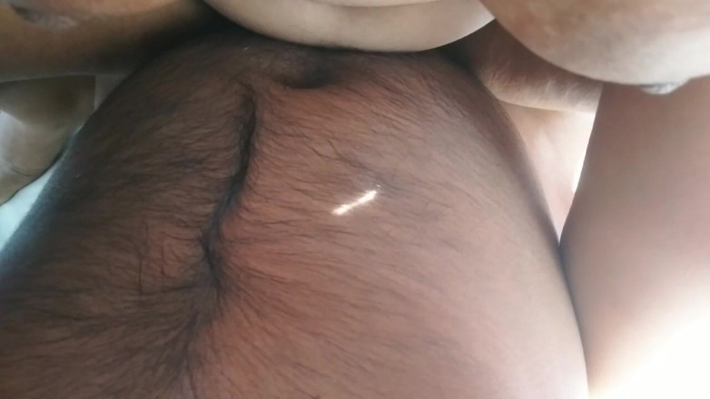 Jesmin18: Kakak ipar seksi menunggangi kontol kerasku setelah nyepong