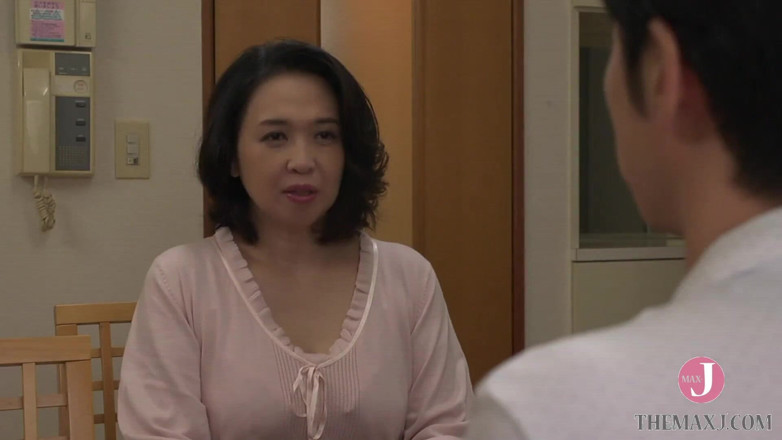 Celebrity Japan: Standing back in the kitchen with a buxom MILF! My...