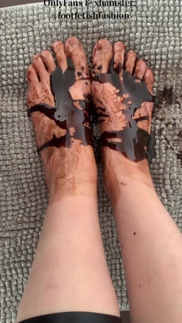 FootFetishFashion: Fußmassage mit schokolade, teil 2/2