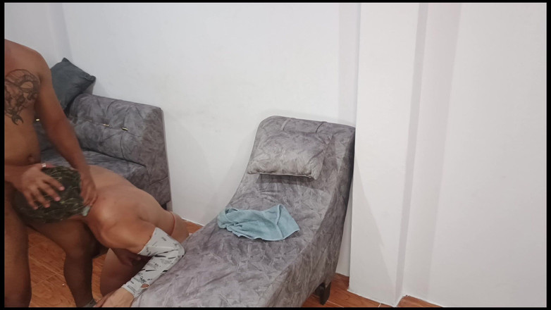 Foxxx_paulo: Dò un cazzo a questo succhia culo