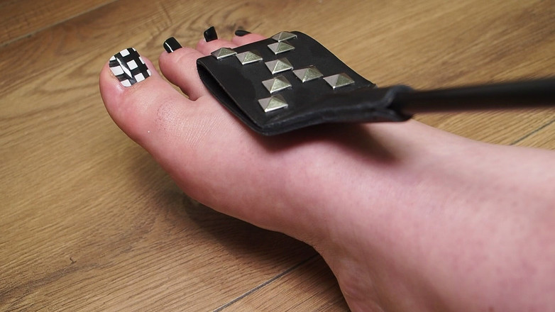 Anastasia Gree: 복종의 예술 : 여주인의 발과 과제