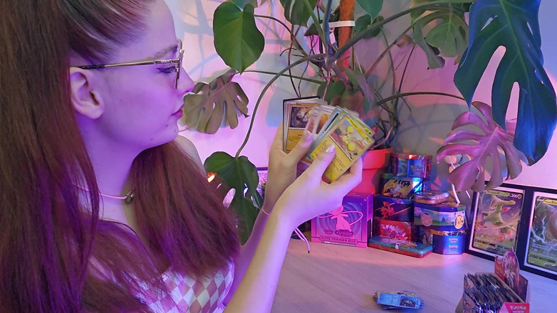 petitesubkitten: Asmr Toys拉可爱的红发女郎