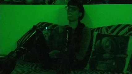 Beth Kinky: Trying out my new E-cigarette - Beth Kinky