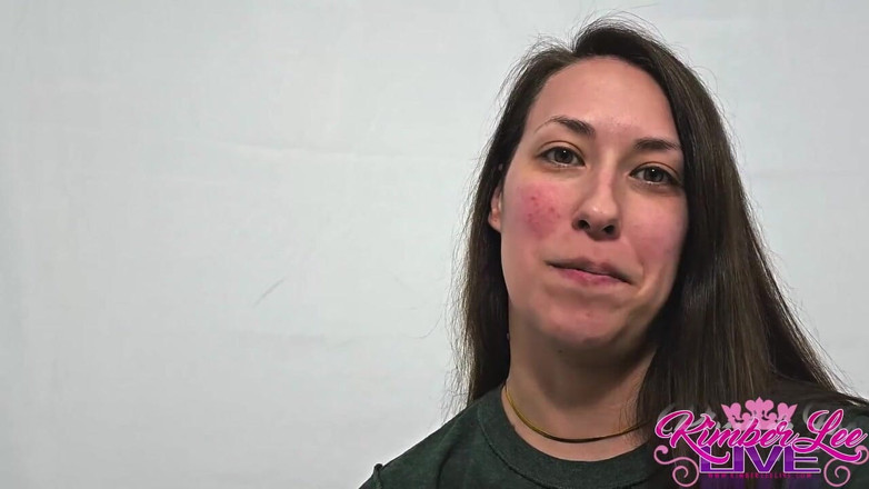 Kimber Lee: Cuck Gets a Handjob Present From Kimber Lee