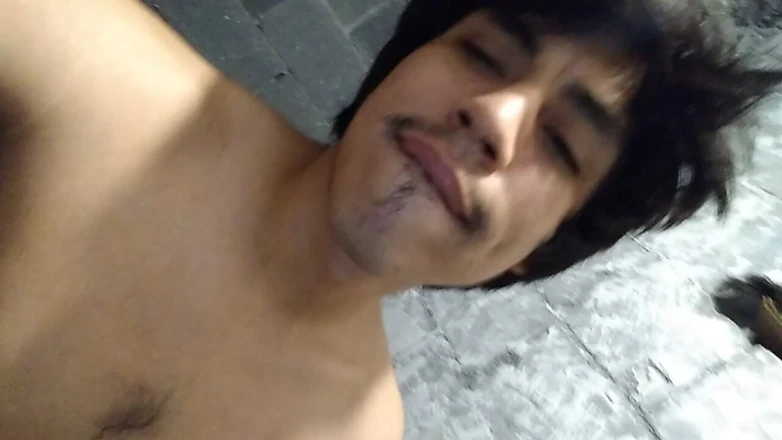 AlexAlejandro13: Tremendous Cock