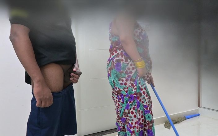 savithabhabhi: Mucama Hema follada por el propietario