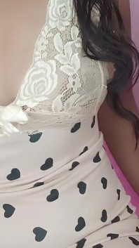 Miss Megha monta con vibrador