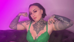 Miss Valentina: Şehvetli koltuk altı ibadeti