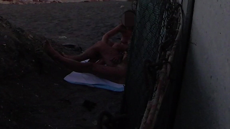 Miss Creamy: J’exhibe Ma Bite Devant Ma Belle-fille Sur Une Plage Publique...