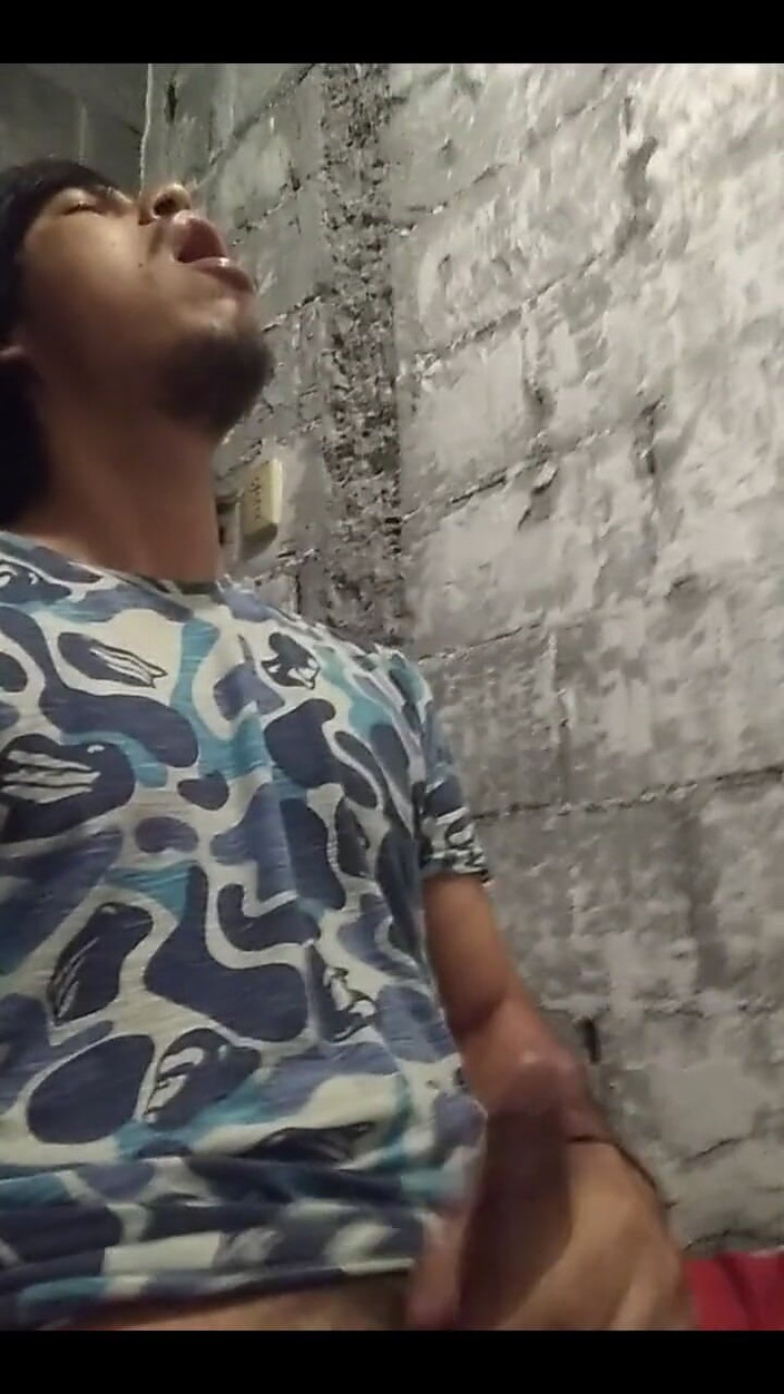 AlexAlejandro13: Mulai Hari Jumat, Hot dan Penuh Susu