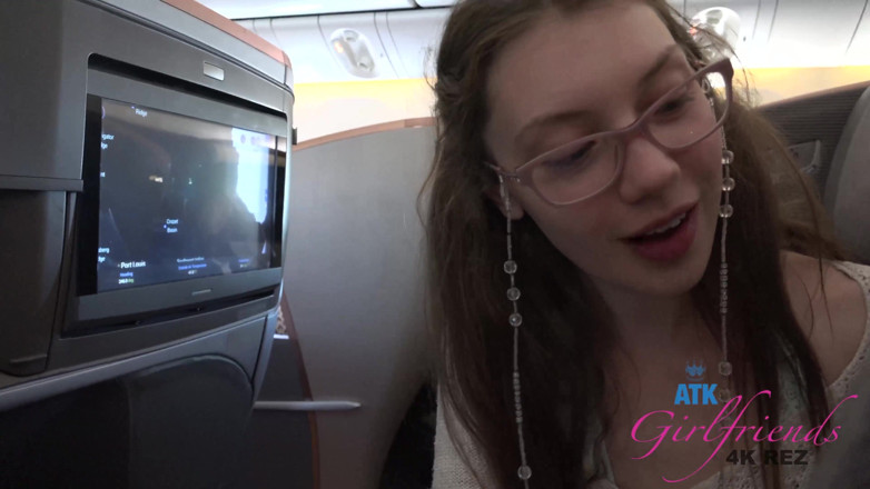 ATK Fans (Girlfriends): Vacanza virtuale a singapore con elena koshka 1/8