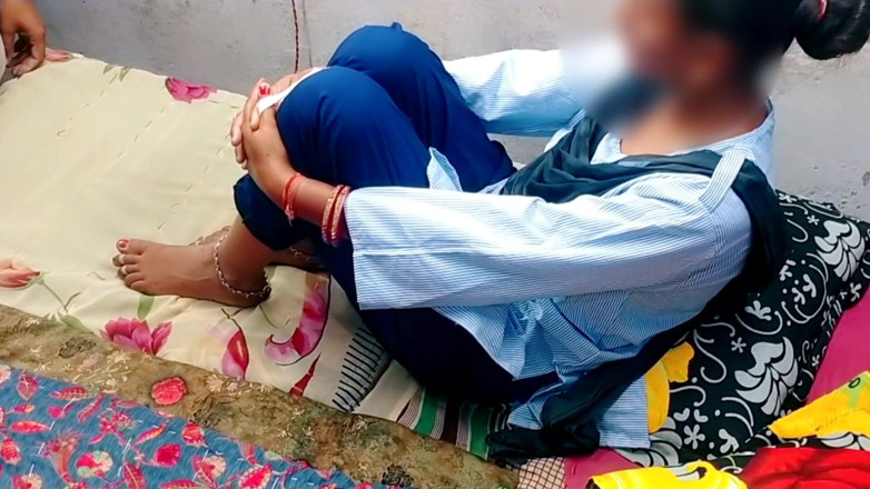 Rakul008: Indisches mädchen fickt ihren lehrer mit großem schwanz