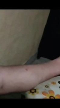 Je lui ai embrassé les pieds après un footjob