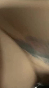 Garganta Profunda E Socando Forte Na Minha Buceta, Acabei Ganhando Um Jato De Porra Nos Olhos