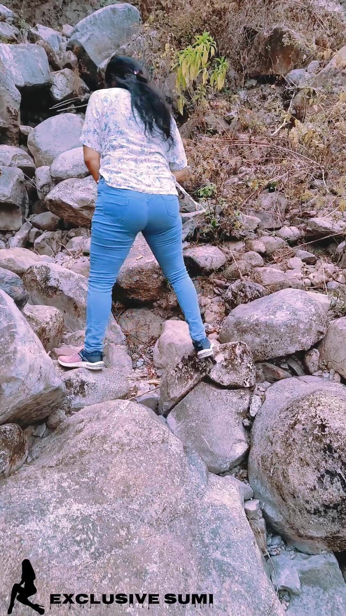 Hot Wife Sumi: Vzali ji do Hill Jungle a tvrdě ji ošukali
