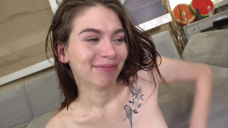 Valterkaro: The Teenager Gave up All Her Holes for Multiple Orgasms.