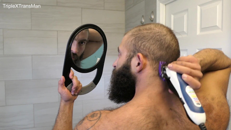 TripleXTransMan: Melancap rambut saya