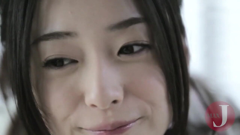 Asian happy ending: Sweet asian teen is having a nice time at the...