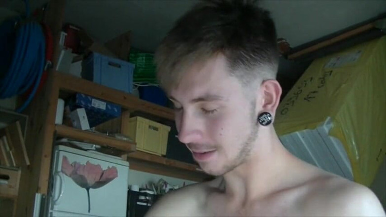 Gaybareback: First sextape with 2 twinks