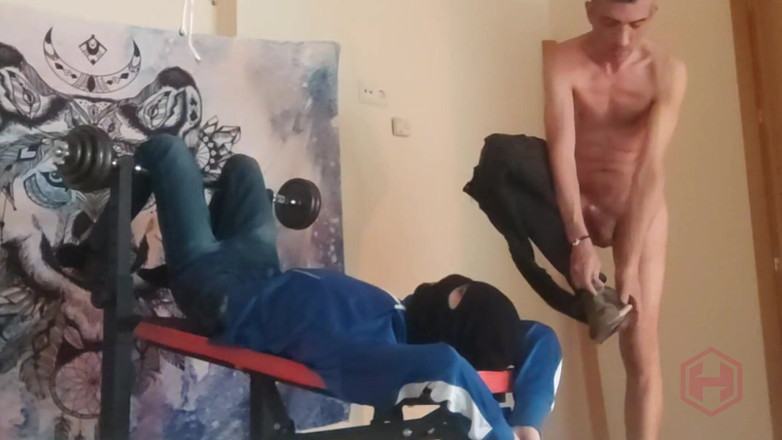 Amadeus studio: Kehilangan Keperawanan Mahasiswi Perawan