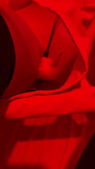 Cathia: Playing with a feather, on my juicy pussy