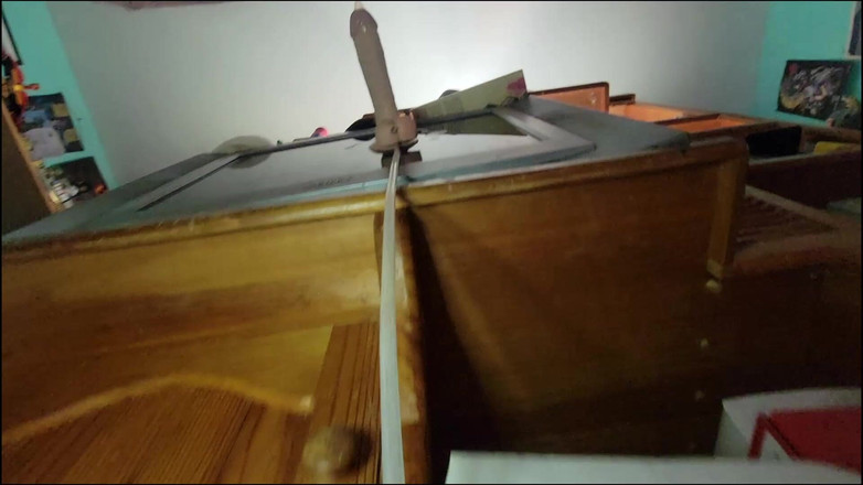 Crystal Phoenix: 시시 라티나가 딜도를 자신의 거대한 엉덩이에 사용하다