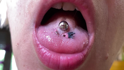 Cuteblonde666: Boca fetiche gigante com modelo treinar pessoas extremo close-up