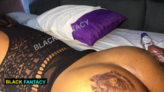 Black Fantacy: Üvey kız kardeşim başa çıkamayacak kadar ateşli ve sikimin büyüklüğünü seviyor