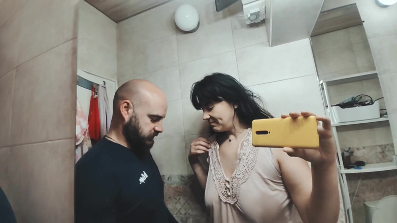 Hairy Homemade Amateur Orgasms: Kencing di mulut suami - fetish penghinaan