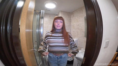 Yourfavecumslut: होटल में शुद्ध पेशाब हताशा!