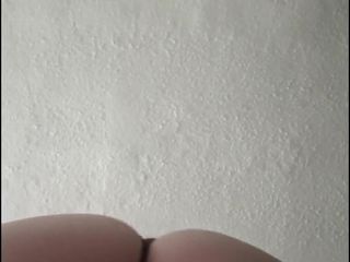 Kndy Kmille: Con O Sin Tanga? con perizoma?