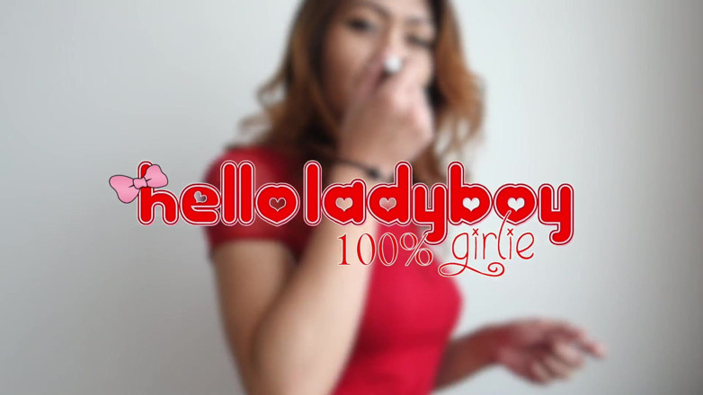 Hello Lady Boy: Грудаста аперитивна повія трахає клієнта