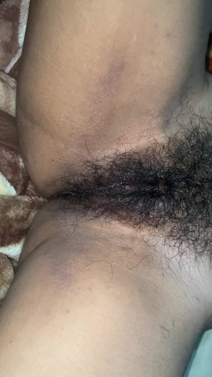 Hotgirl9: 18 岁女孩手淫印度湿润阴户高潮手淫