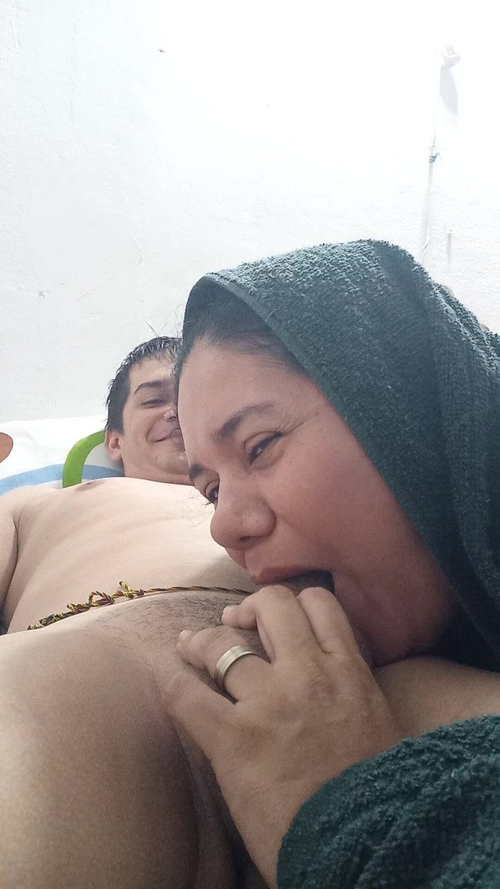 Valkyrie and Luigy Couple: मुझे अच्छा बड़ा लंड चूसना पसंद है