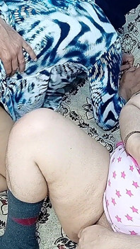 Desi Alex behandlade Sara med anal hårdhänt knull i trekant med Netu