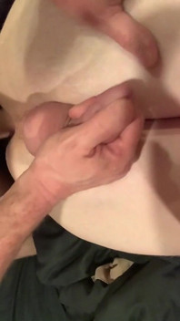 Zrzka Teen Twink je ošukaná hluboko a tvrdě