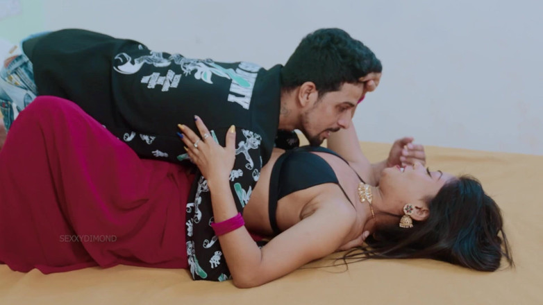 Kilash: hot desi bhaartiy asam pornastar Gargi pahli baar saari men...