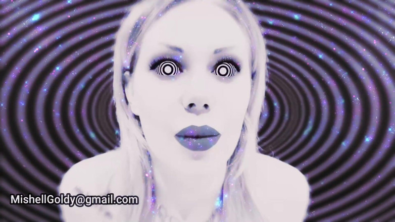 Goddess Misha Goldy: Estoy usando un programa especial para obtener toda su información! ¡Esto...
