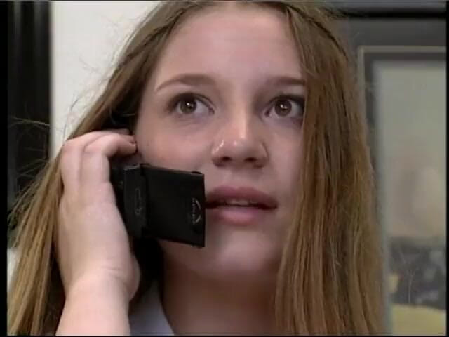 Dangerous Teens: Napalona nastolatka dostaje jej ciasną cipkę wali