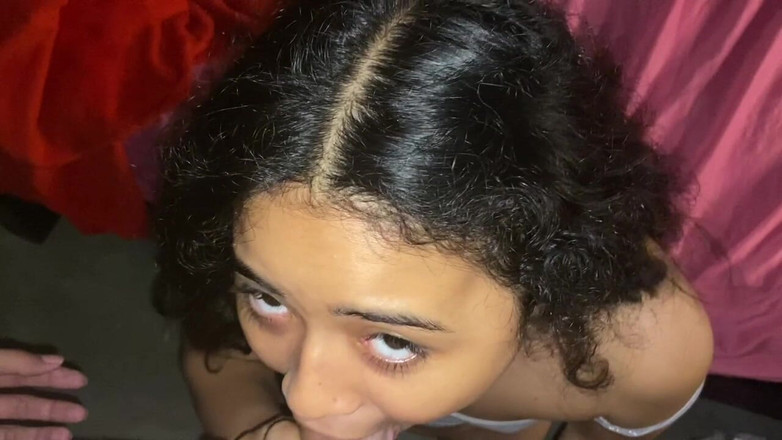 Yohamedi: Sunt singură cu cel mai bun prieten al meu și îi împlinesc fantezia în...