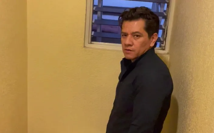 PropertyofMilton: Piss, Peeing in the Office