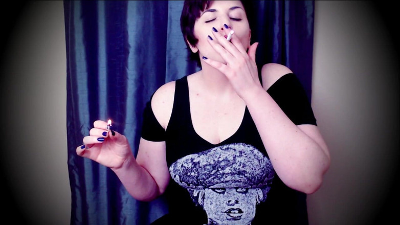 goddessjoules: Fuma e accarezza