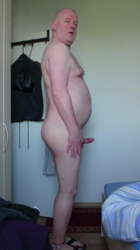 Nackt, Dick Und Steifer Schwanz