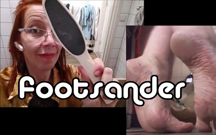 MistressOnline: Foot sander
