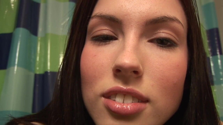 Solo Austria: Lovely teen likes talk dirty